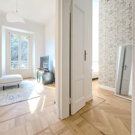 Design & Comfort In Porta Romana * Mediolan